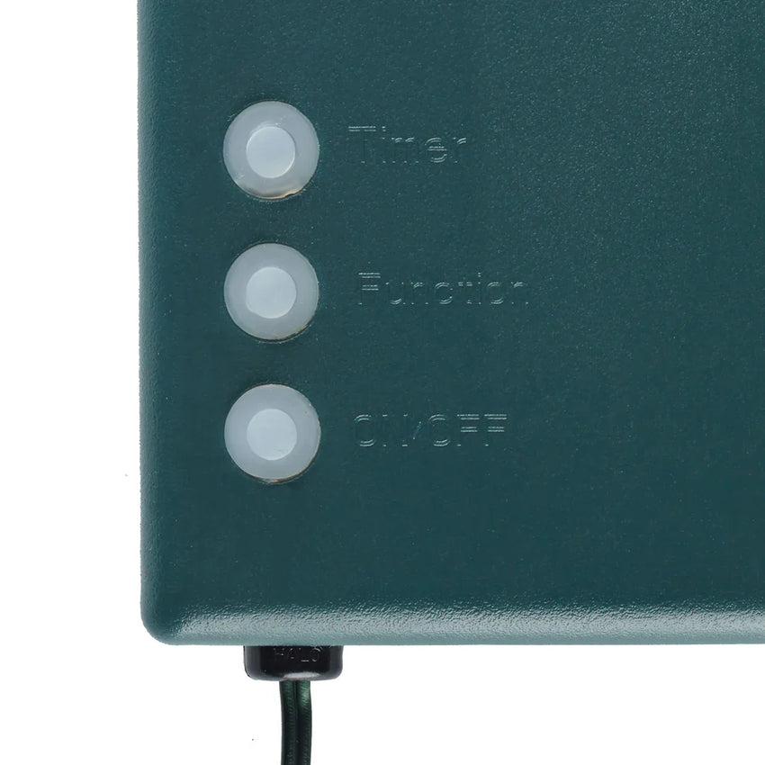 Essential Connect Zubehör mit grünem Controller und Bedienknöpfen für koppelbare Lichterketten