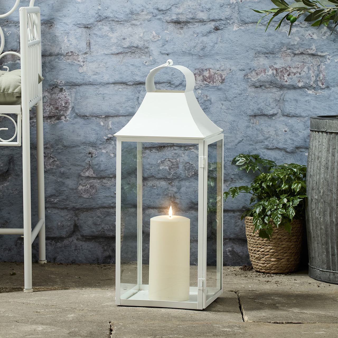 4er Set Albury Gartenlaternen weiß mit TruGlow® Outdoor Kerzen