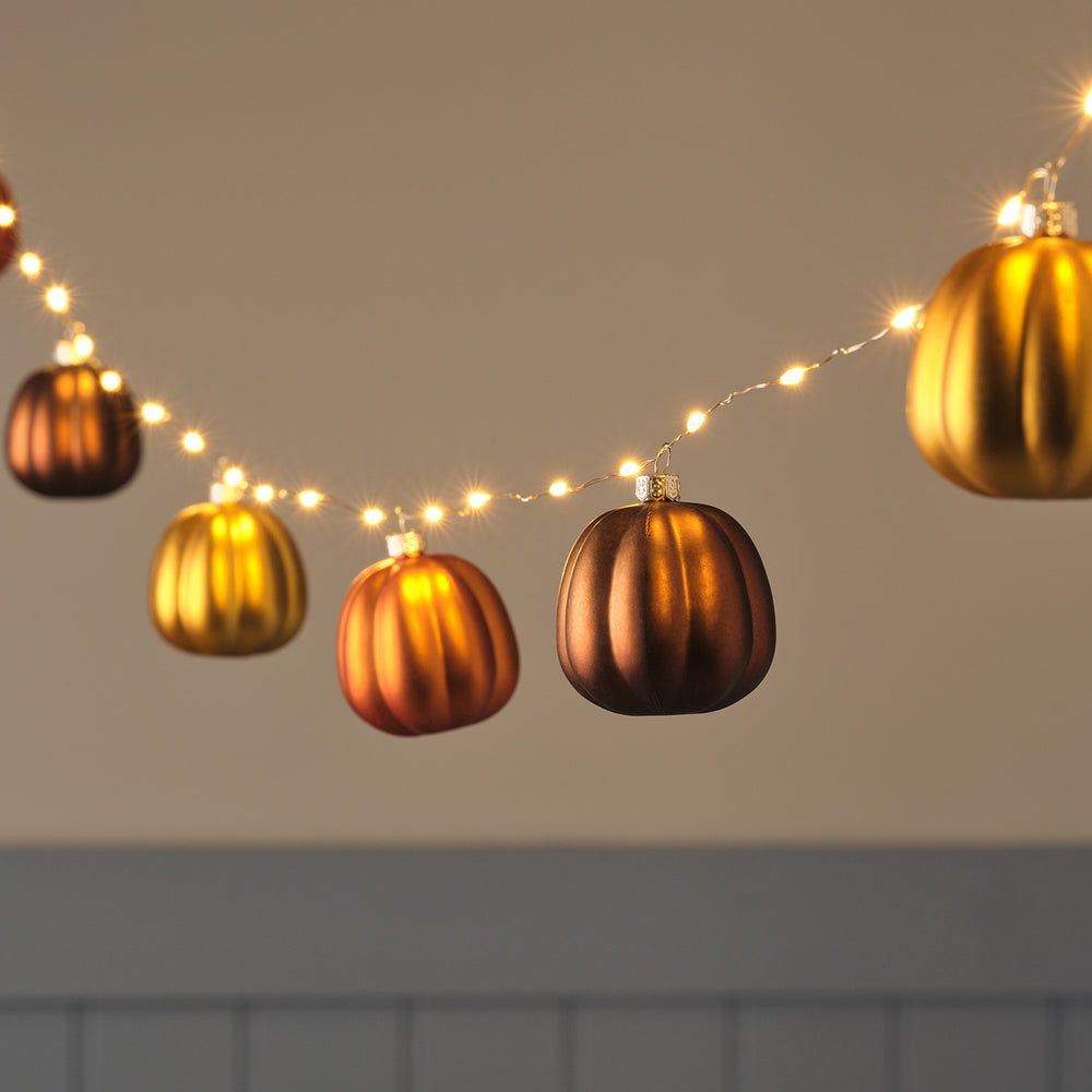 9er Metallik Kürbis LED-Mikro-Lichterkette mit Timer, Orange, Gelb & Braun