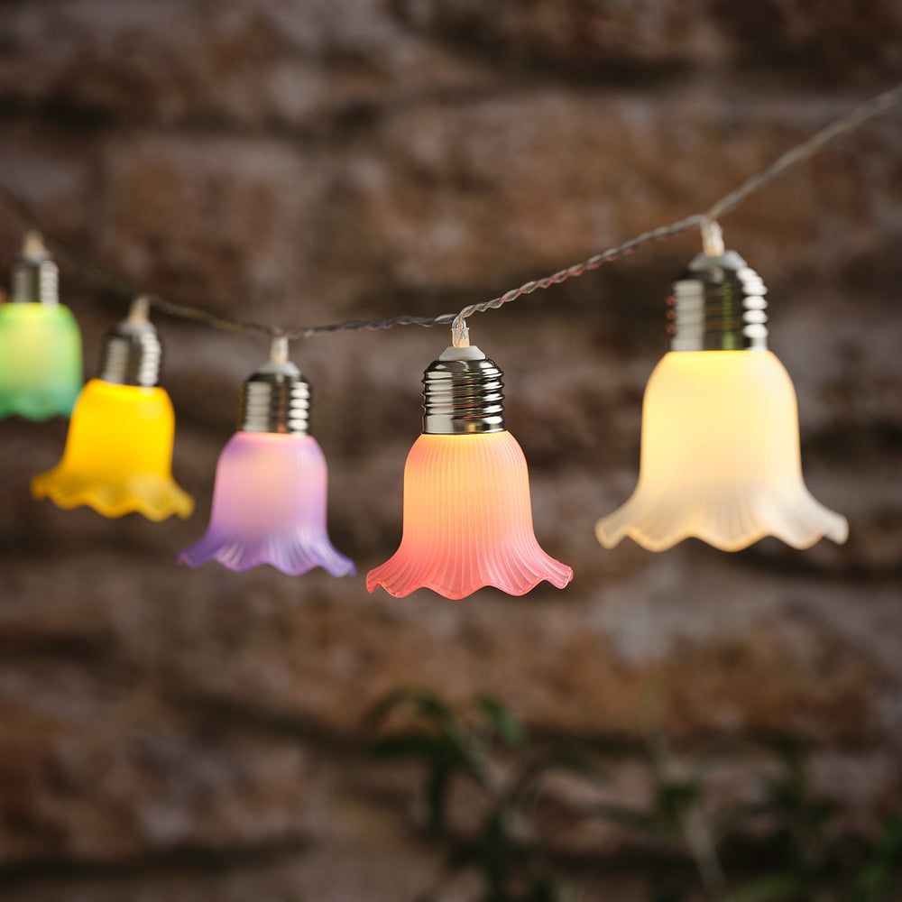10er LED-Solar-Lichterkette pastellfarbene Blumen in Warmweiß
