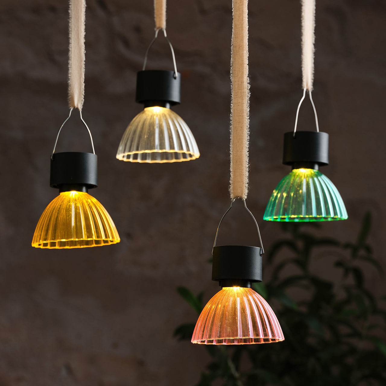 4er Set "Lustre" Solar-Hängeleuchten in Pastellfarben