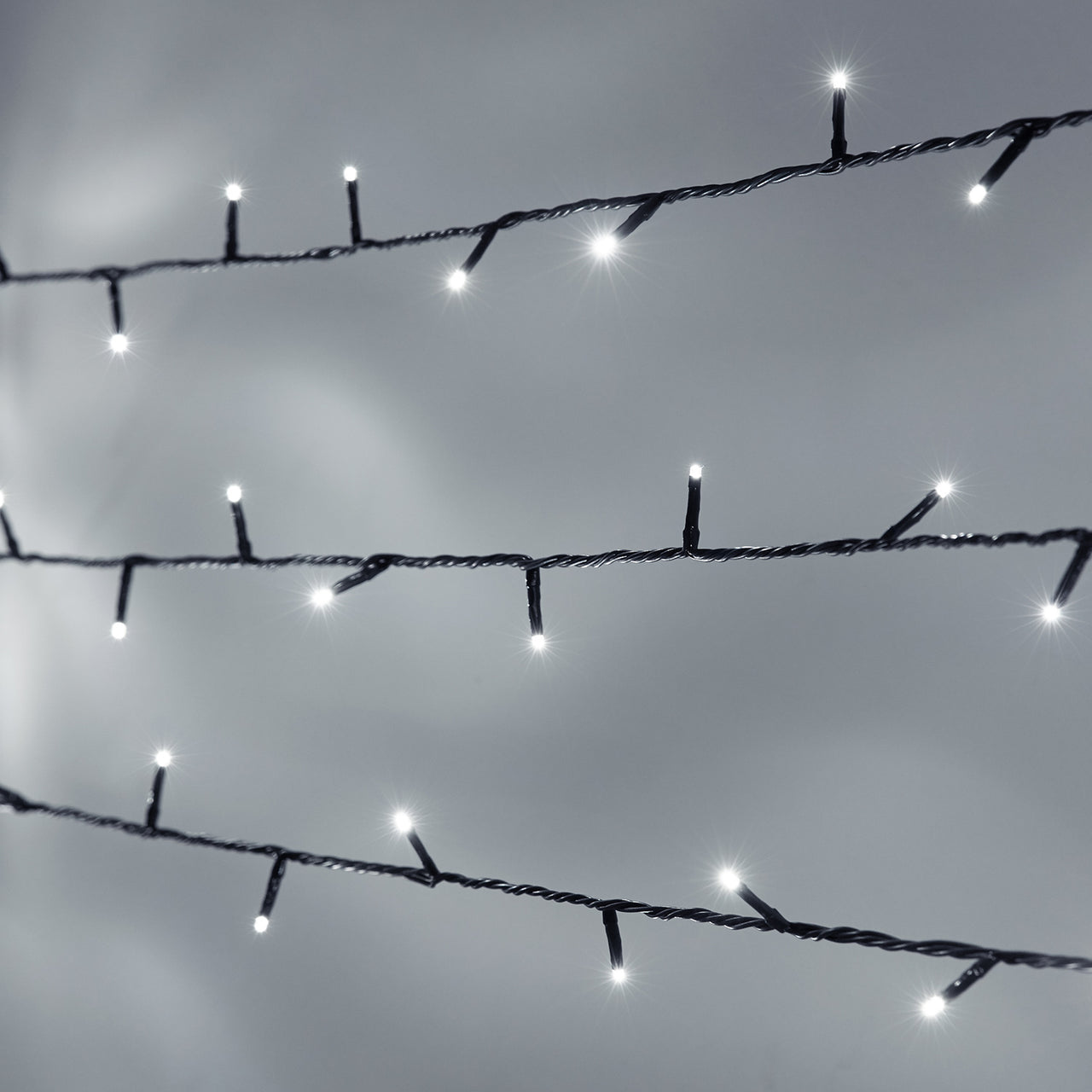 Essential Connect 20m 200er LED Lichterkette weiß koppelbar grünes Kabel