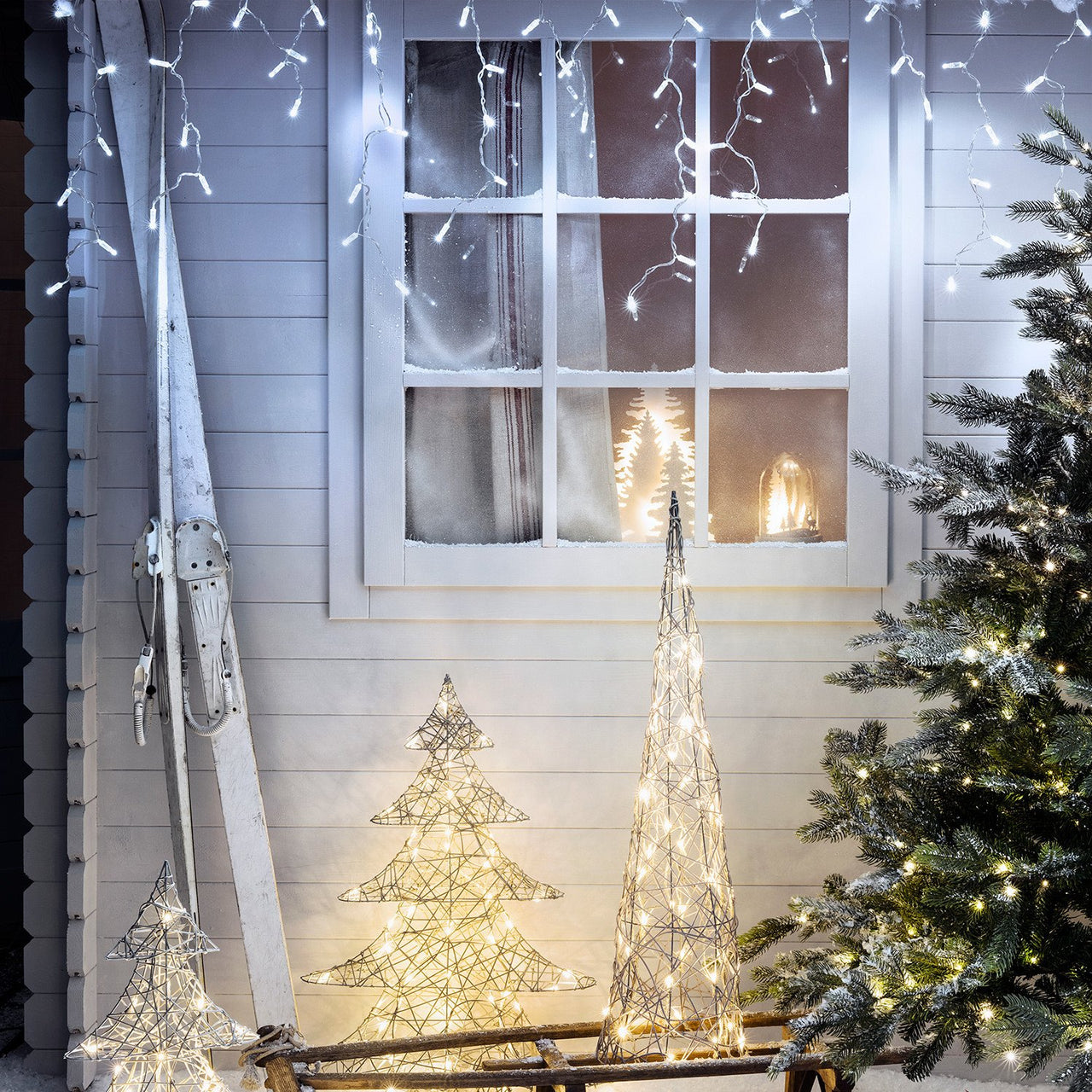 Core Connect 26m 832er LED Eiszapfen Lichterkette weiß koppelbar transparentes Kabel